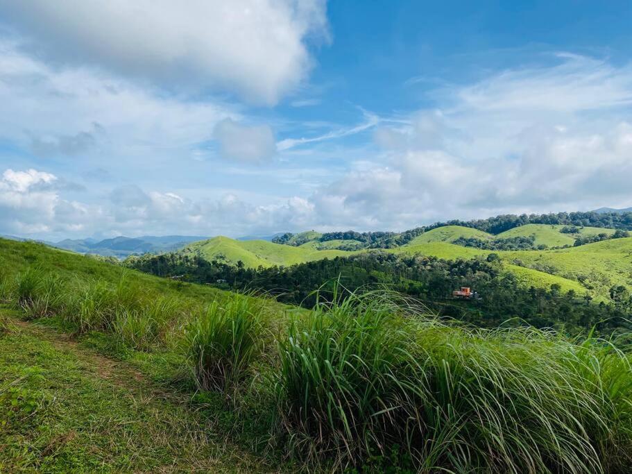 Villa Breezy Point Vagamon Exterior foto